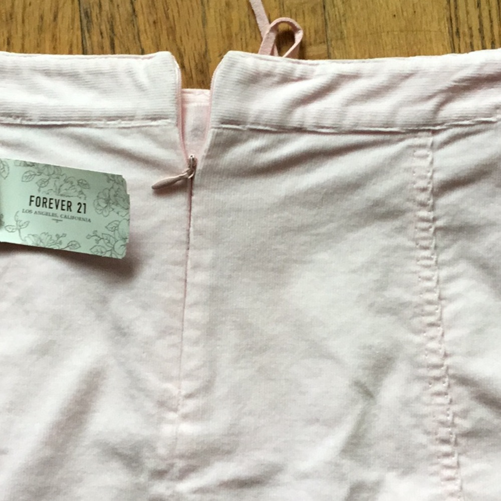 Mini skirt - Picture 4 of 4